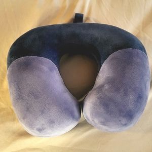 Neck pillow